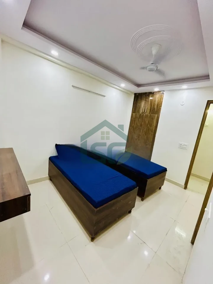 Ganpati boys PG in Shakarpur, Delhi — property photo 1