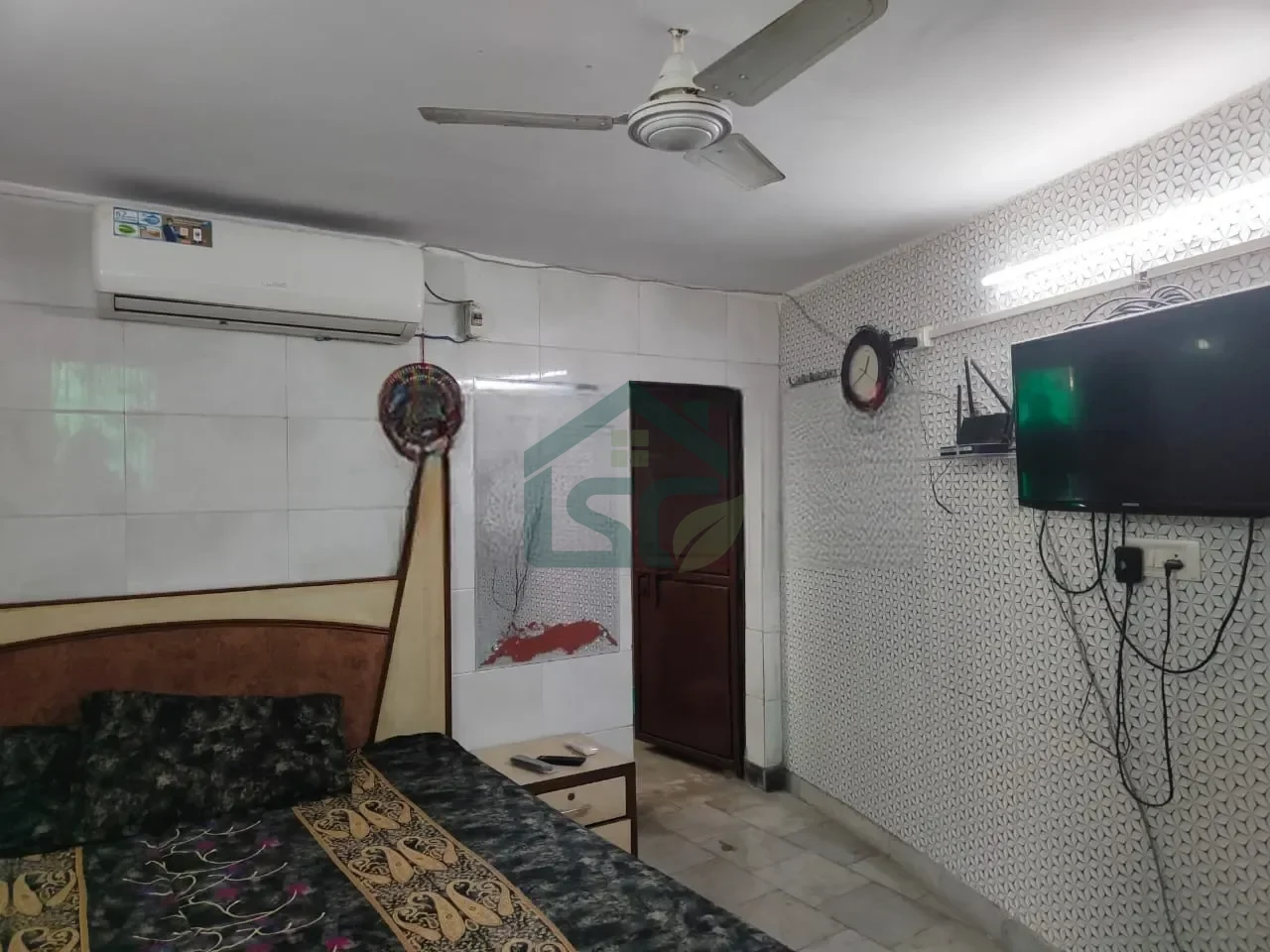Rahul 1 RK in Kirti Nagar, Delhi — property photo 1
