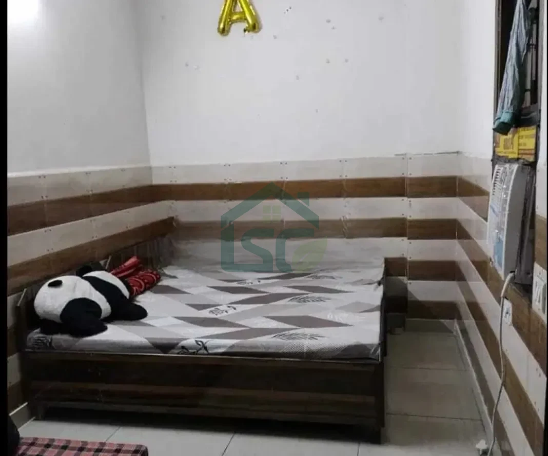 Riddhi Siddhi Girls PG in Shakarpur, Delhi — property photo 1