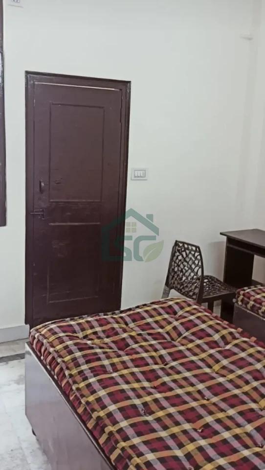 Umang Girls PG in Shakarpur, Delhi — property photo 3
