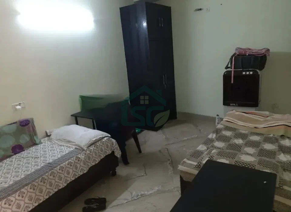 Sarika PG Service in Tilak Nagar, Delhi — property photo 1