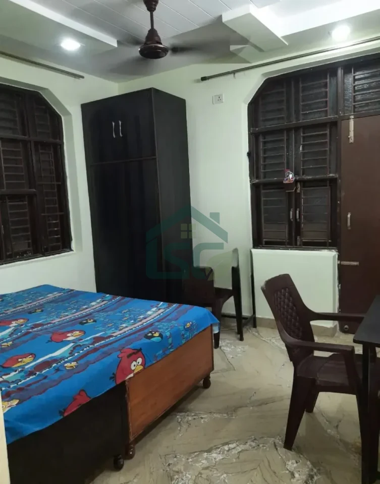 Sarika PG Service in Tilak Nagar, Delhi — property photo 3