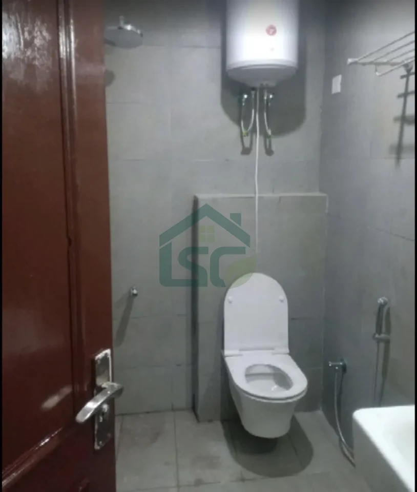 Shiv shakti house and PG in Sector 49, Gurugram — property photo 2