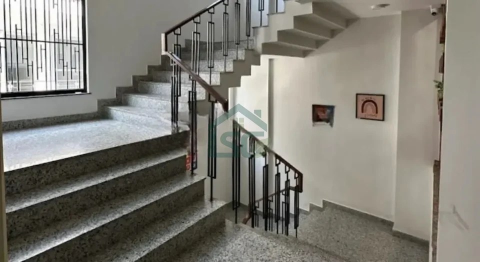 Diamond PG in Pitampura, Delhi — property photo 2