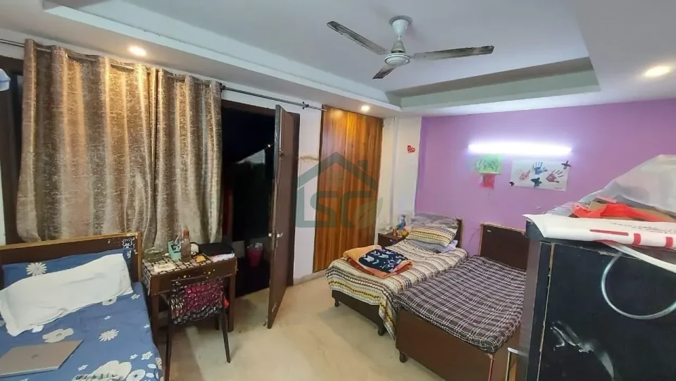 Aasha Housing Girls PG in Lajpat Nagar, Delhi — property photo 2