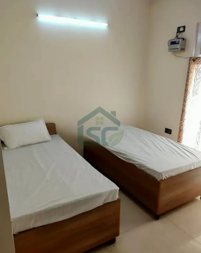 New UCH Girls PG in Kamla Nagar, Delhi — property photo 5