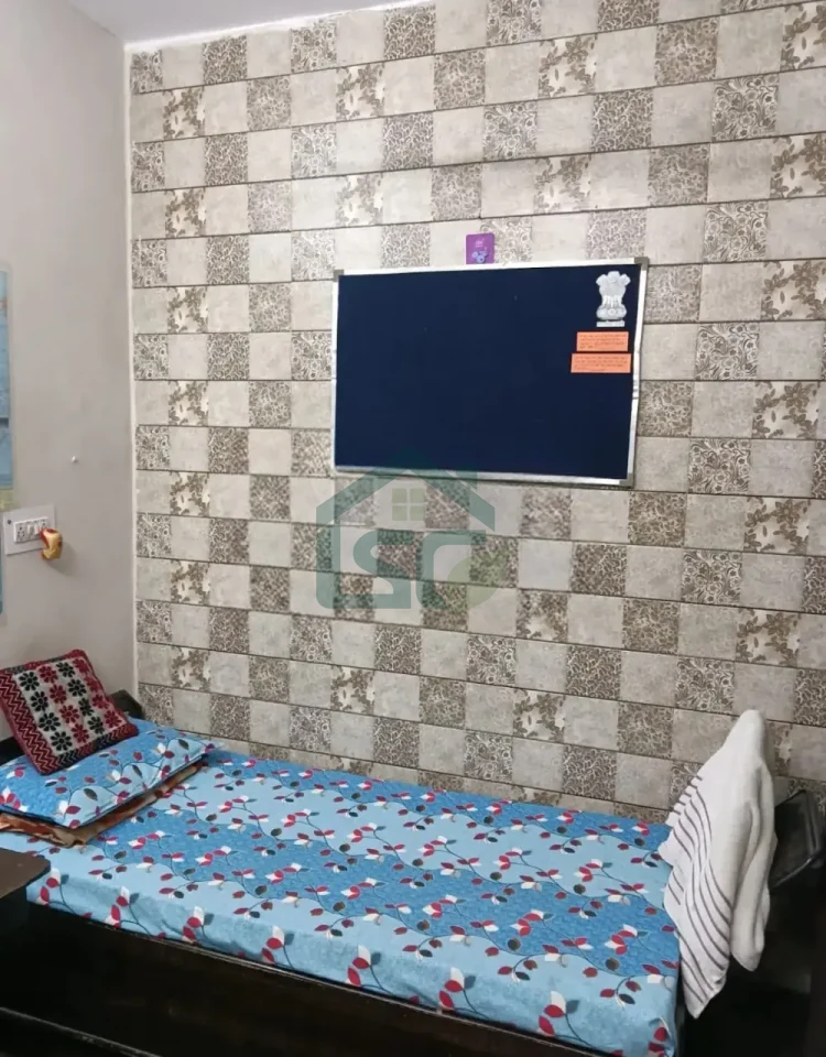 New UCH Girls PG in Kamla Nagar, Delhi — property photo 4