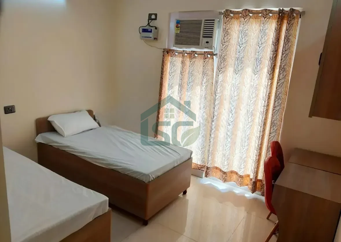New UCH Girls PG in Kamla Nagar, Delhi — property photo 1