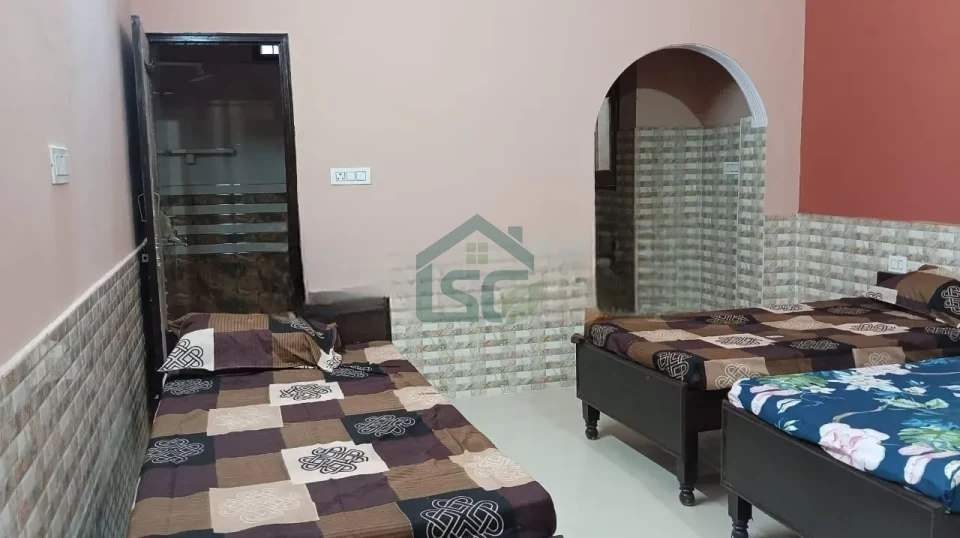 Aman boys and girls PG in Sector 134, Noida — property photo 3