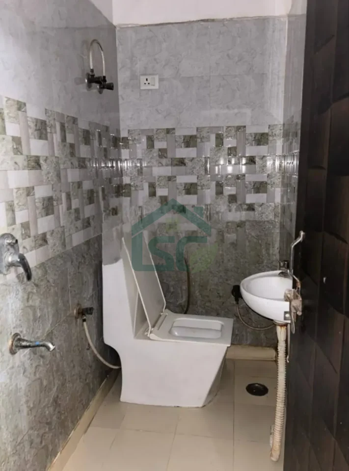 R,S hostel and PG in Sector 58, Noida — property photo 4