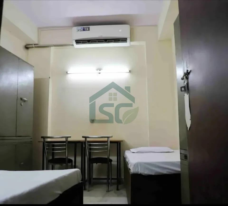 Singh living in Hauz Khas, Delhi — property photo 2