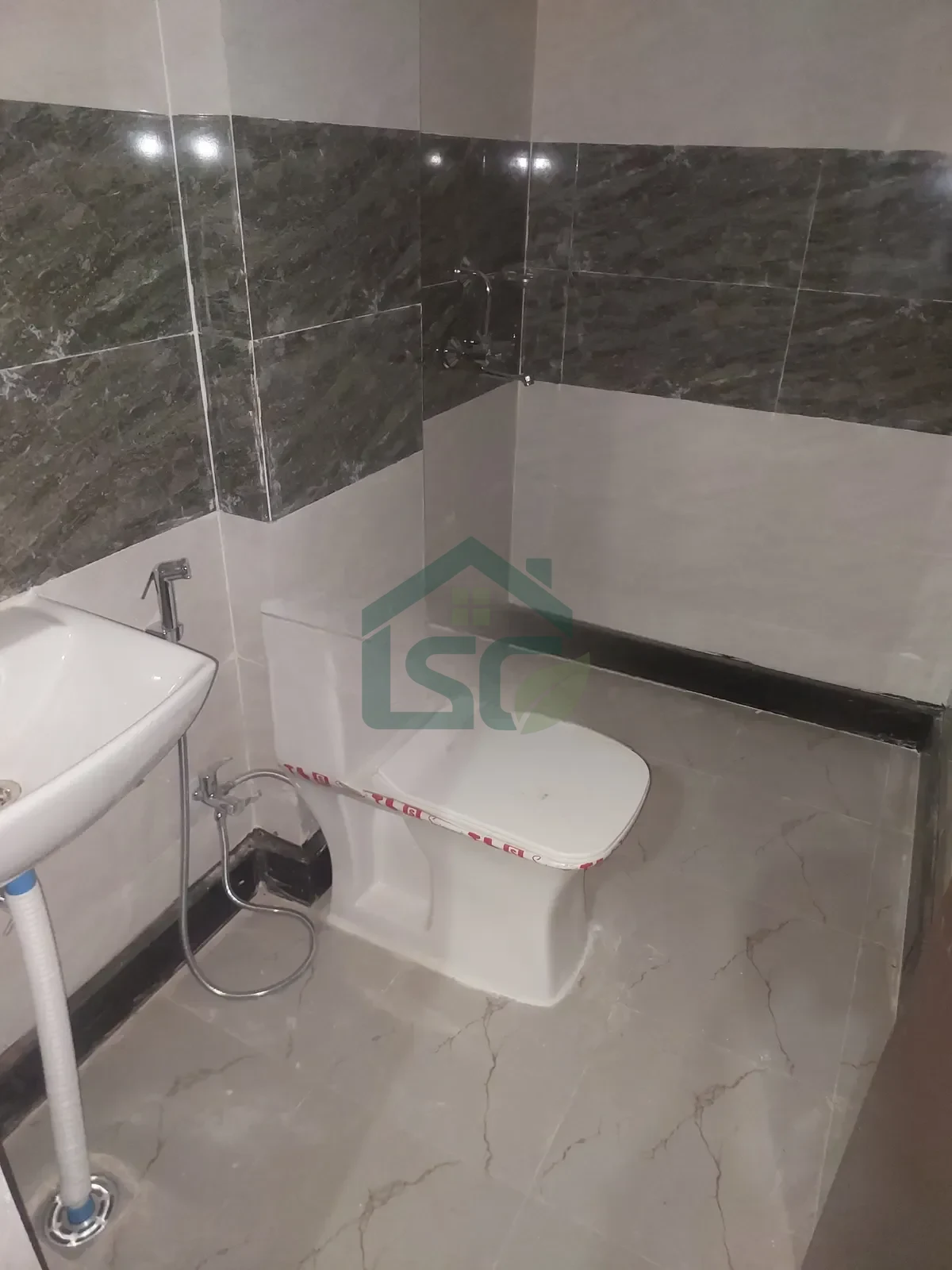 Starlight stays in Sector 48, Gurugram — property photo 1