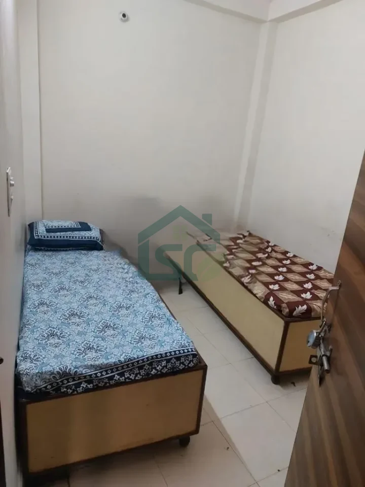 Om PG in Laxmi Nagar, Delhi — property photo 5