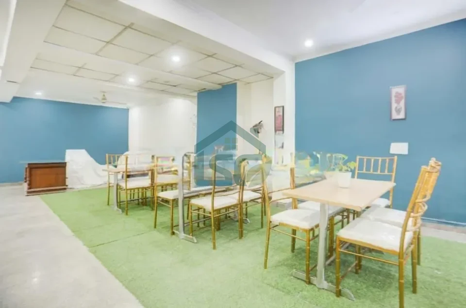 Super Townhouse Subhash Chowk Near Medanta Hospital Formerly L B Rasidency in Medicity, Gurugram — property photo 4