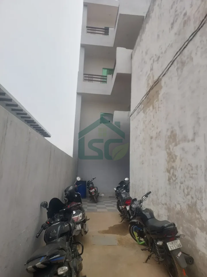Perhlad Room Ror Rent in Sector 86, Gurugram — property photo 2