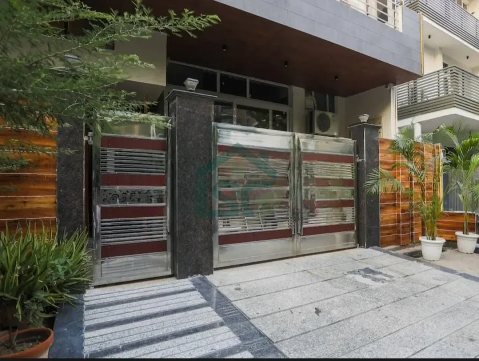 THE QUEEN'S PG in Sector 27, Noida — property photo 5