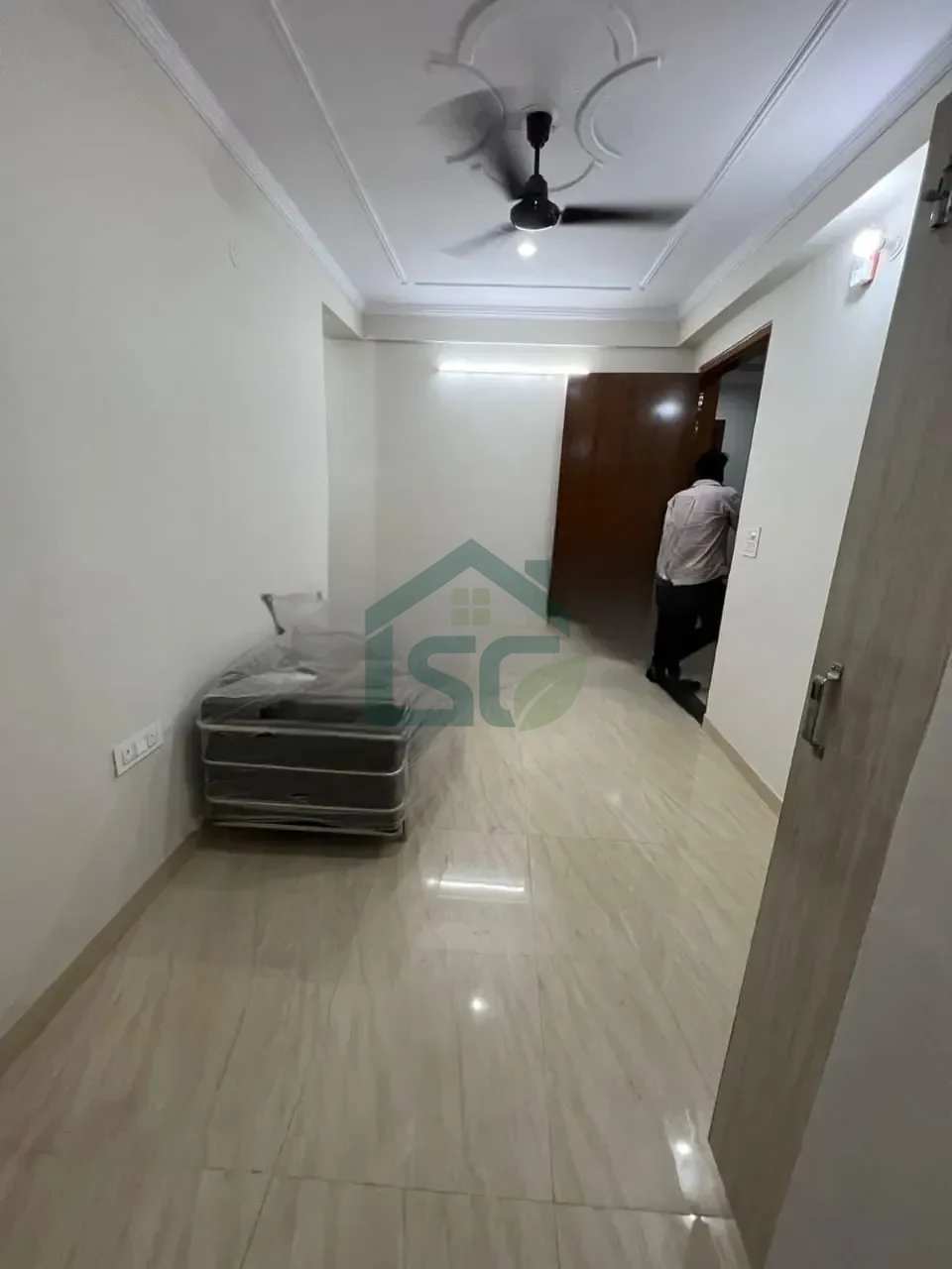 1 BHK Fully Furnished in Sector 46, Gurugram — property photo 1