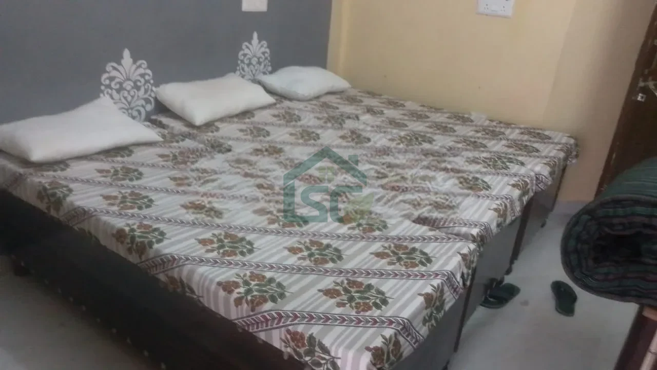 At Vardaan PG And Hostels, Laxmi Nagar, Delhi