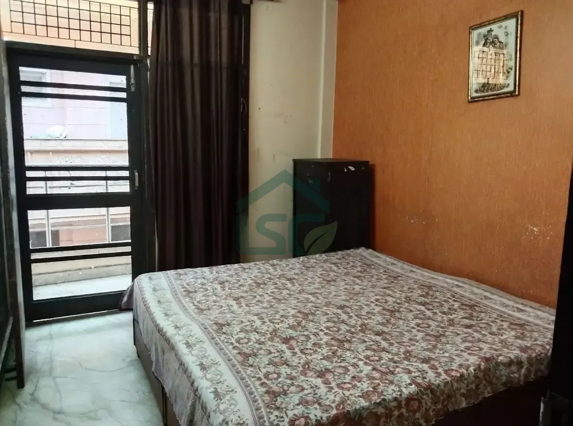 Raj PG hostel in Sector 128, Noida — property photo 1