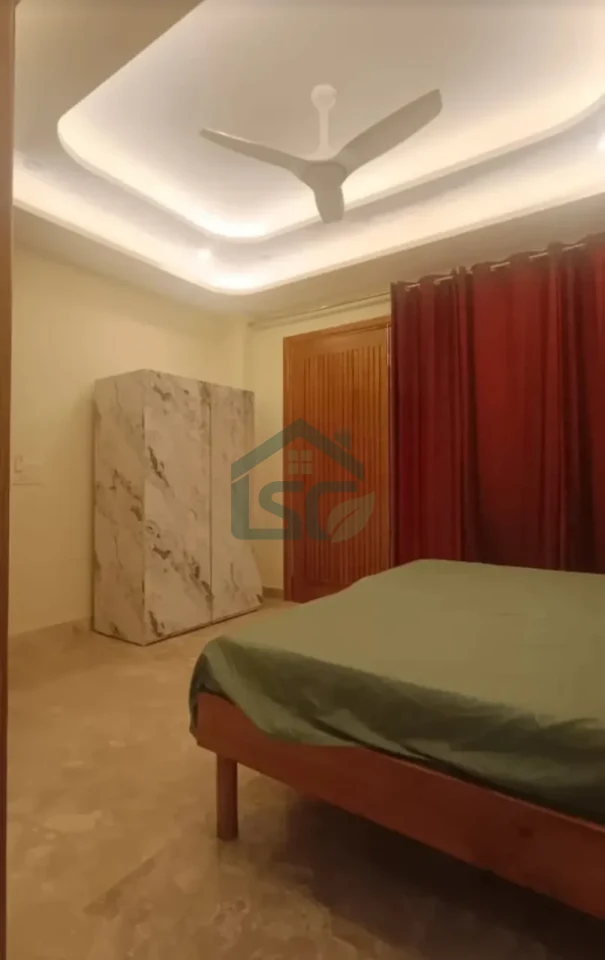 1 _ RK fully furnish in Sushant Lok, Gurugram — property photo 3