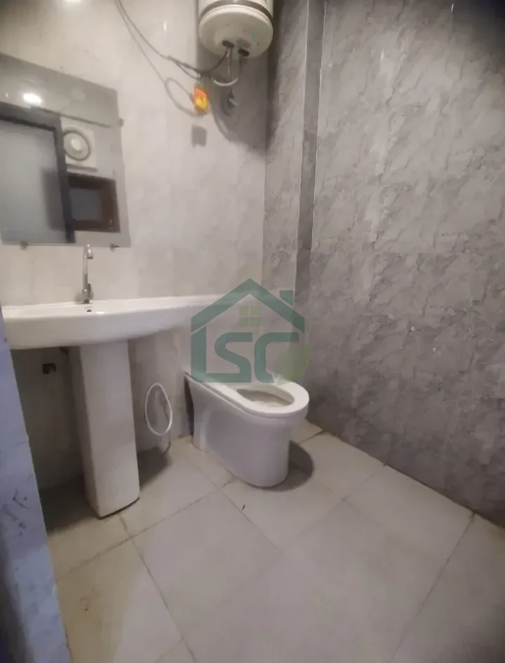 Katiyayni associate in Sector 43, Gurugram — property photo 3