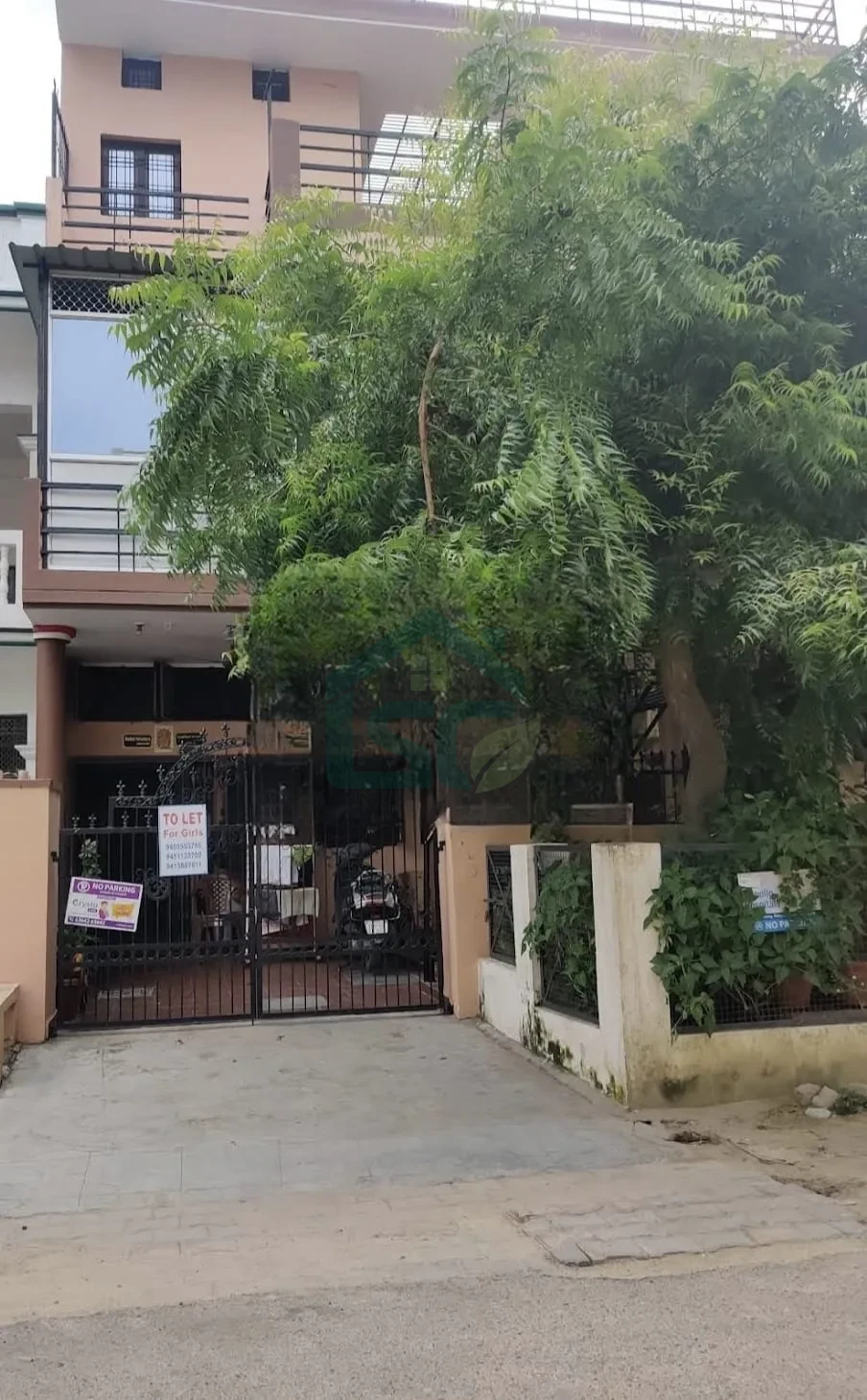At Gyan Tara Girls PG, Vikas Nagar, Lucknow