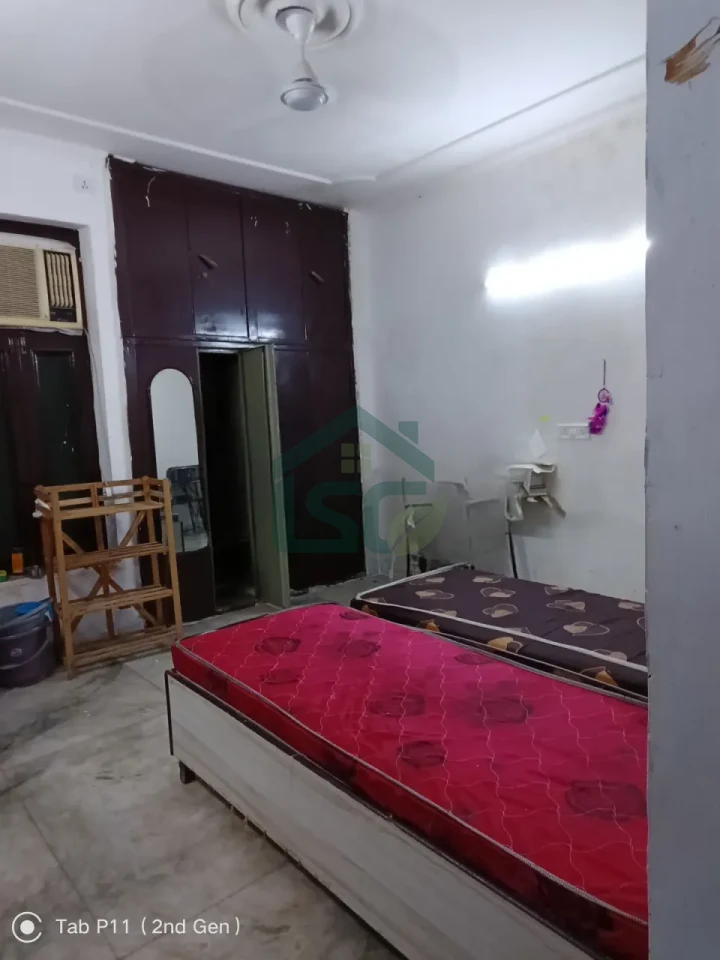 Yash Raj hostel in Mukherjee Nagar, Delhi — property photo 1