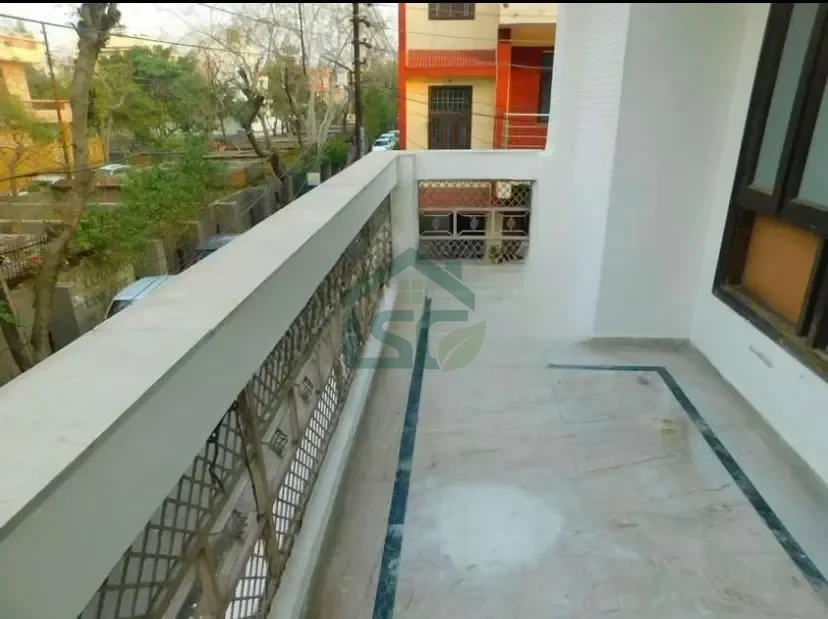 THE QUEEN'S PG in Sector 20, Noida — property photo 2