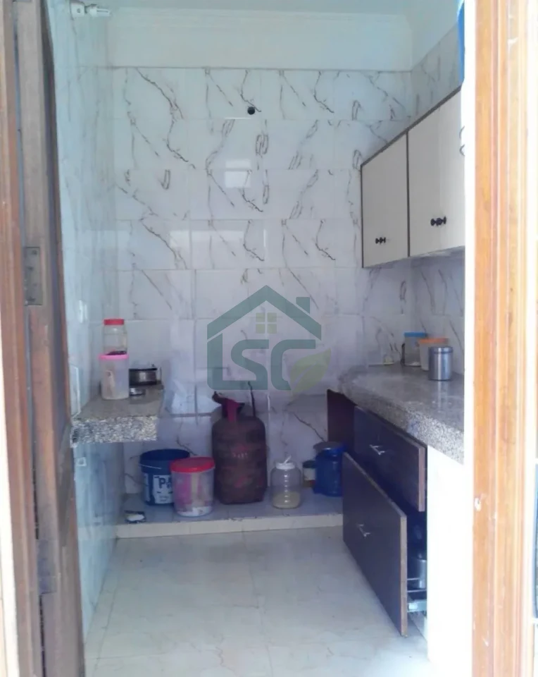 Photo 3 of Kapoor’S Girls PG, Sector 12, Noida