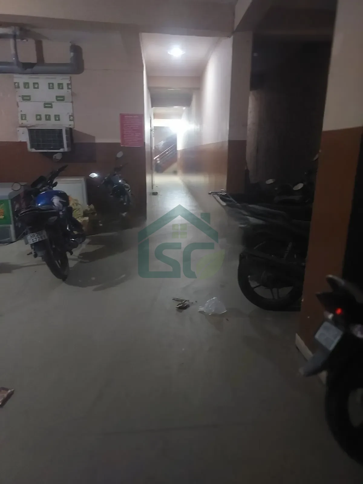 Vinod Room For Rent in Sector 78, Gurugram — property photo 1