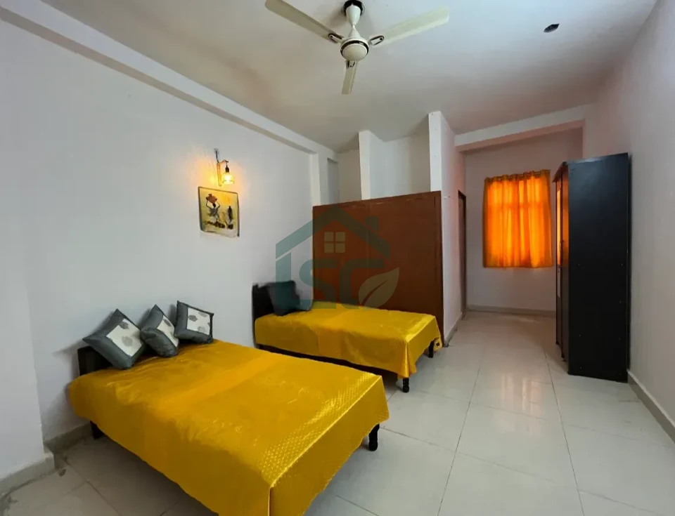 Star yard girls PG in Sector 104, Noida — property photo 3