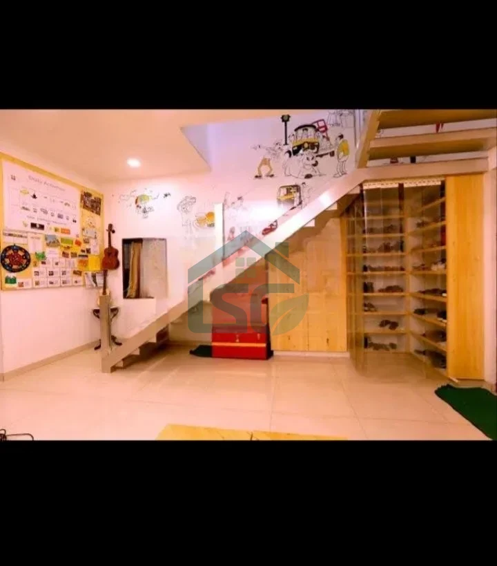 Photo 4 of Nap Manor Hostel, Pandit Jawaharlal Nehru Road, Mumbai