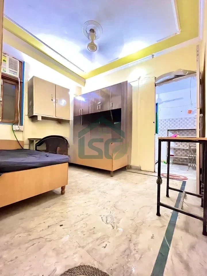 Photo 3 of LivIT Stays Silver, Begumpur, Delhi