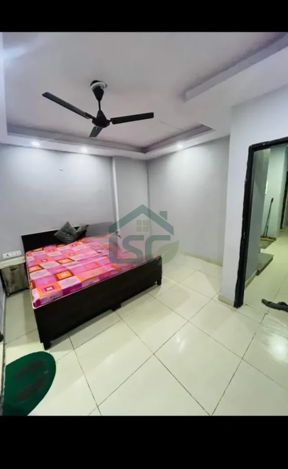 Kapoor's PG in Nawada, Delhi — property photo 2