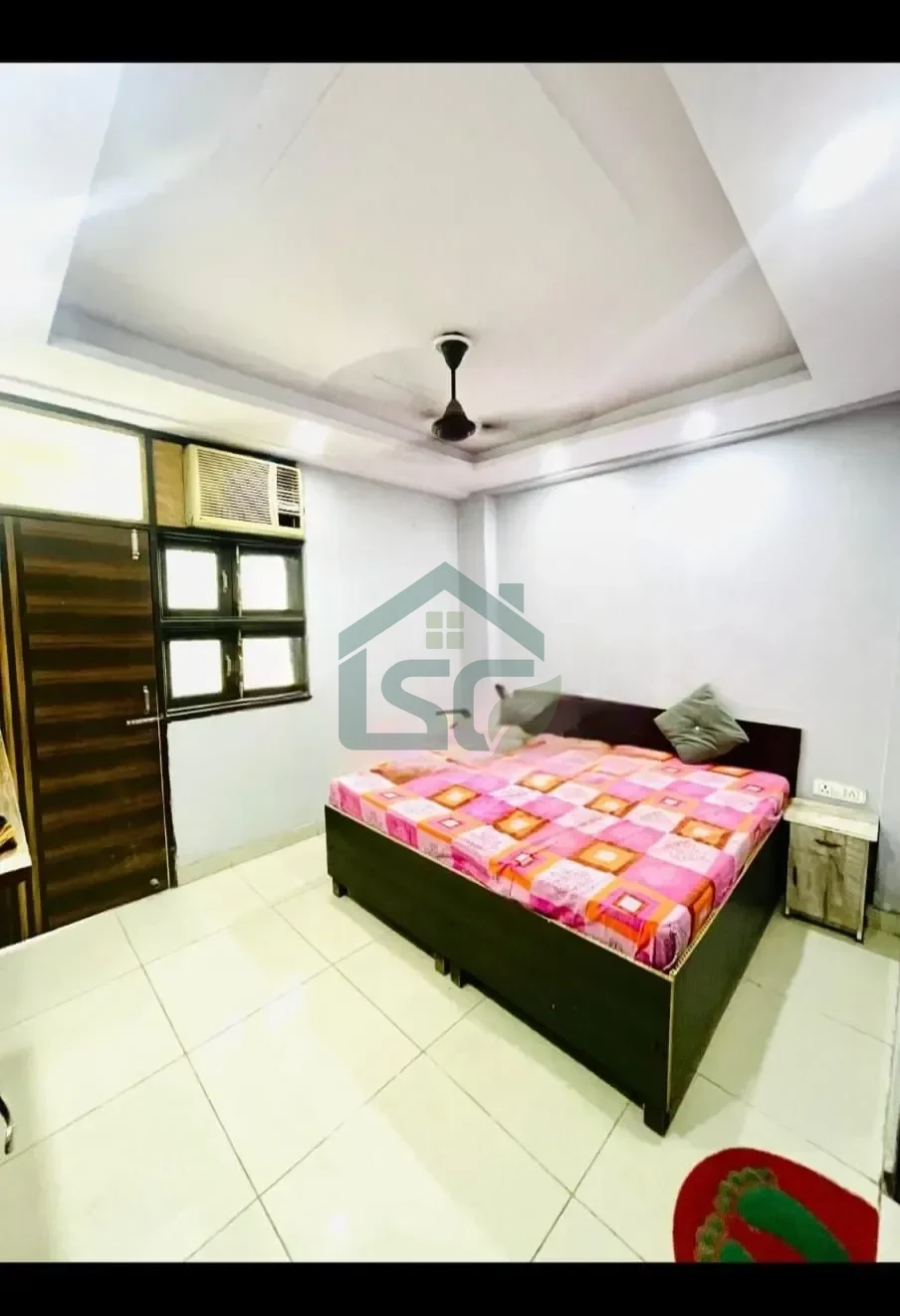 Kapoor's PG in Nawada, Delhi — property photo 1
