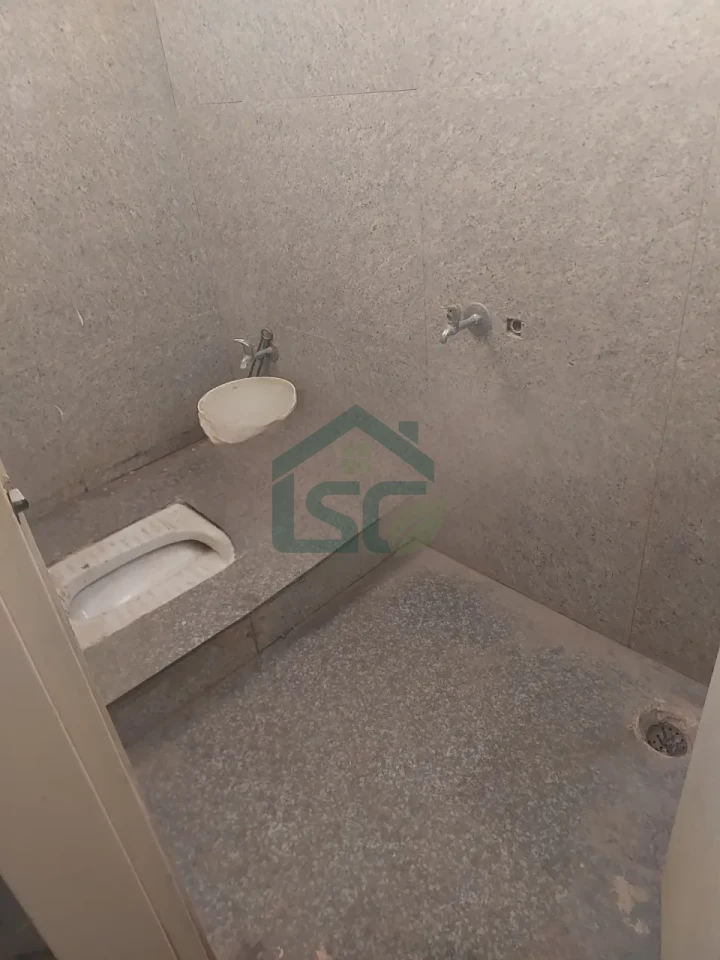 Harbir Room For Rent in Sector 93, Gurugram — property photo 4