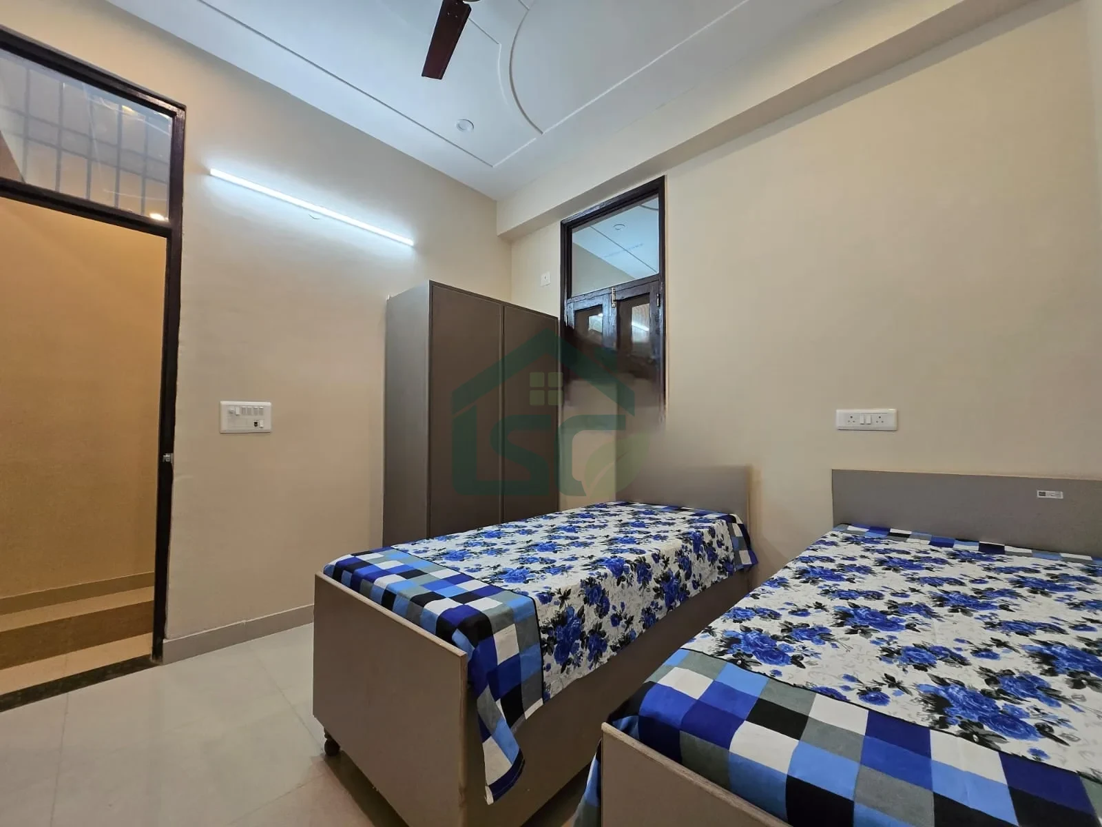 At Laksh PG & Rental Rooms, Lal Kuan, Ghaziabad