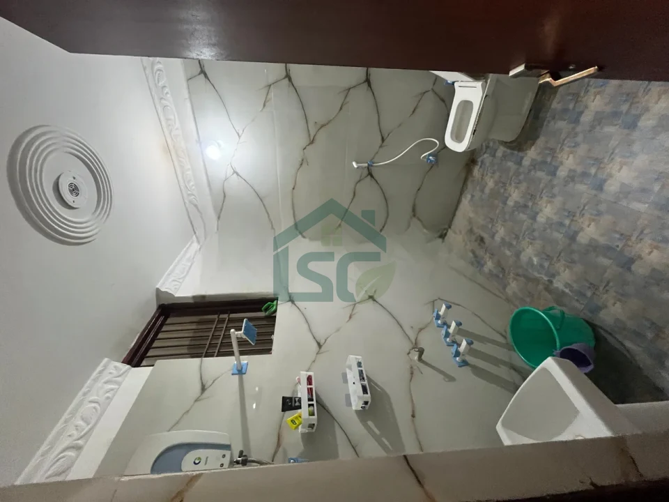 Photo 3 of StayHIVE PG, Sector 70, Noida