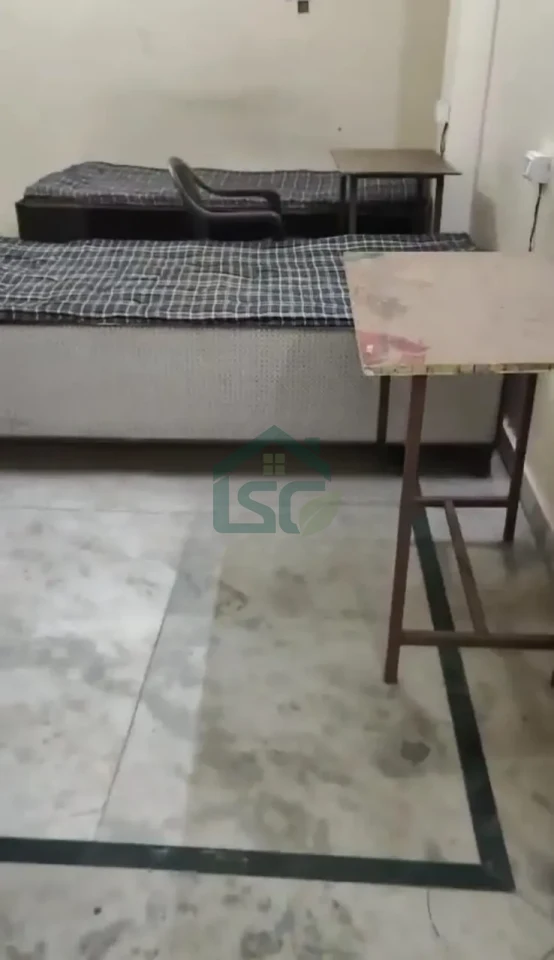 Diksha PG in East of Kailash, Delhi — property photo 1