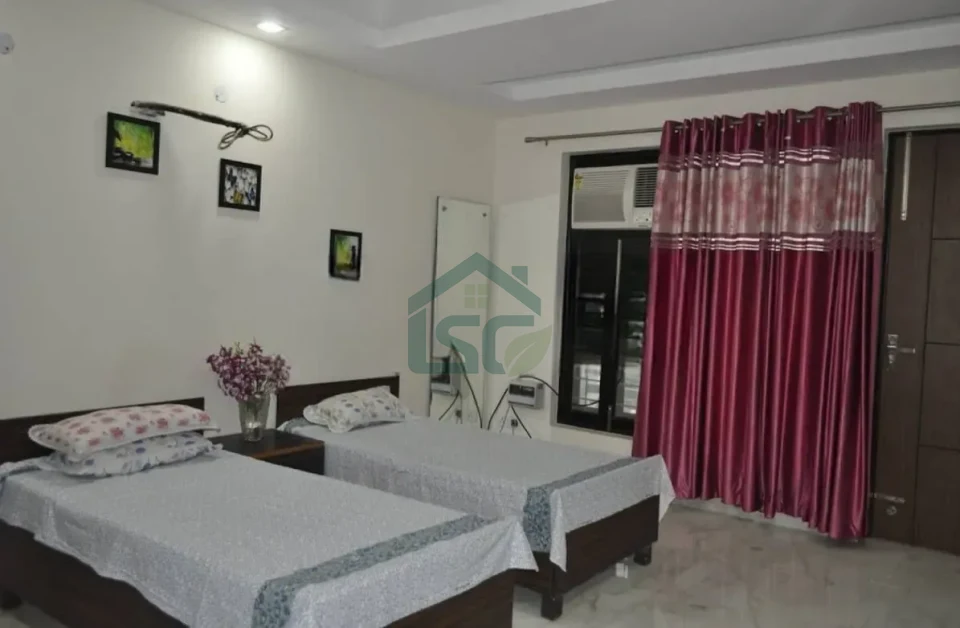 Shivmay Girls PG in Sector 42, Gurugram — property photo 2