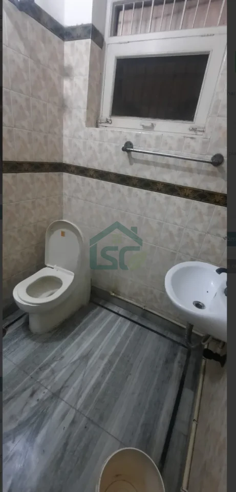 Photo 3 of International PG, Sector 7, Faridabad