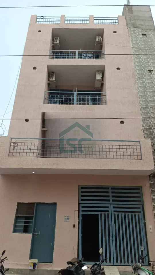 Cozy Stay in Choma, Gurugram — property photo 2