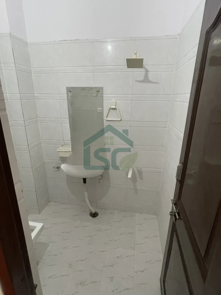 Photo 4 of Slate Majestic, Block E, Noida