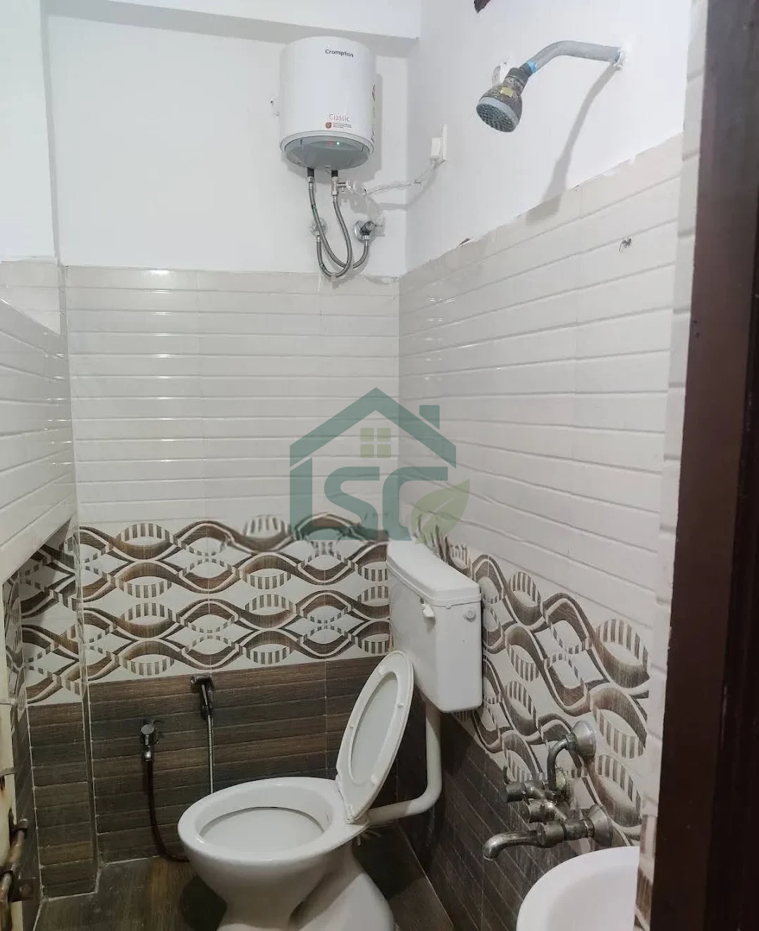 At Manikanta Deluxe Men'S Hostel, Jubilee Hills, Hyderabad