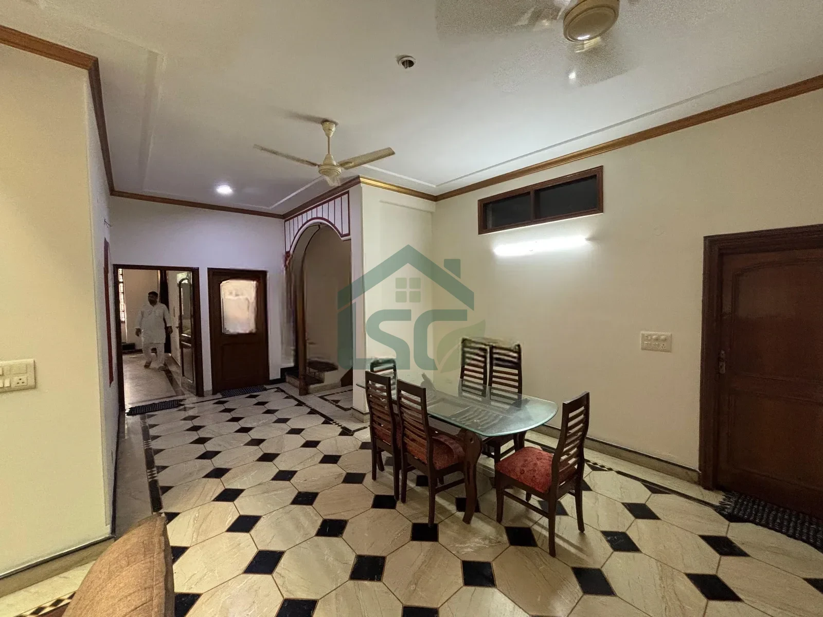 At Home And Away Girls PG, Gamma II, Greater Noida