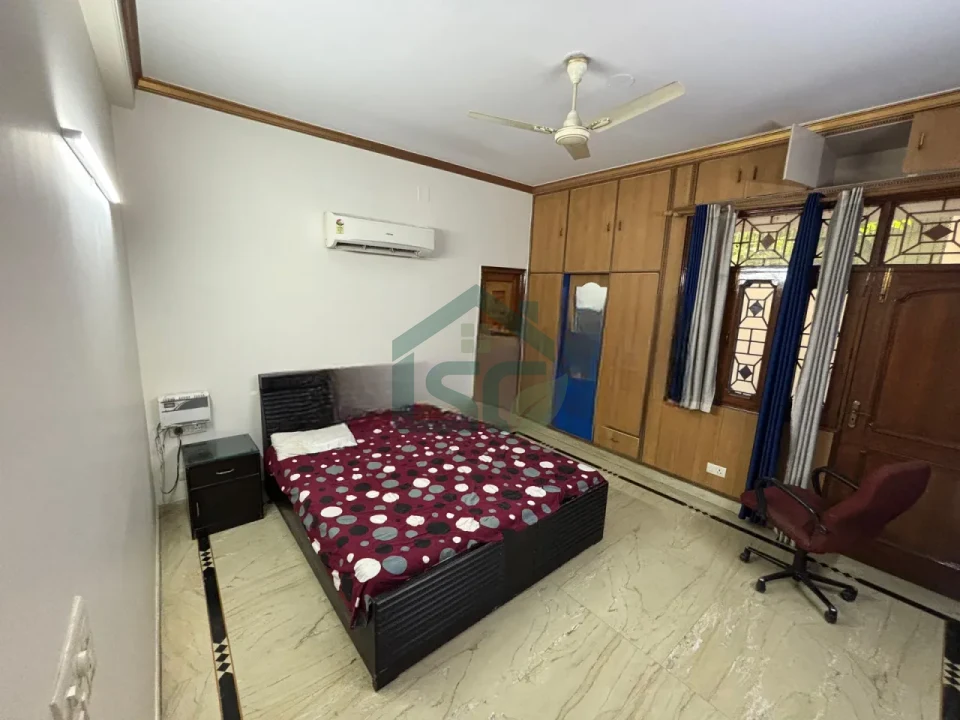 Photo 4 of Home And Away Girls PG, Gamma II, Greater Noida