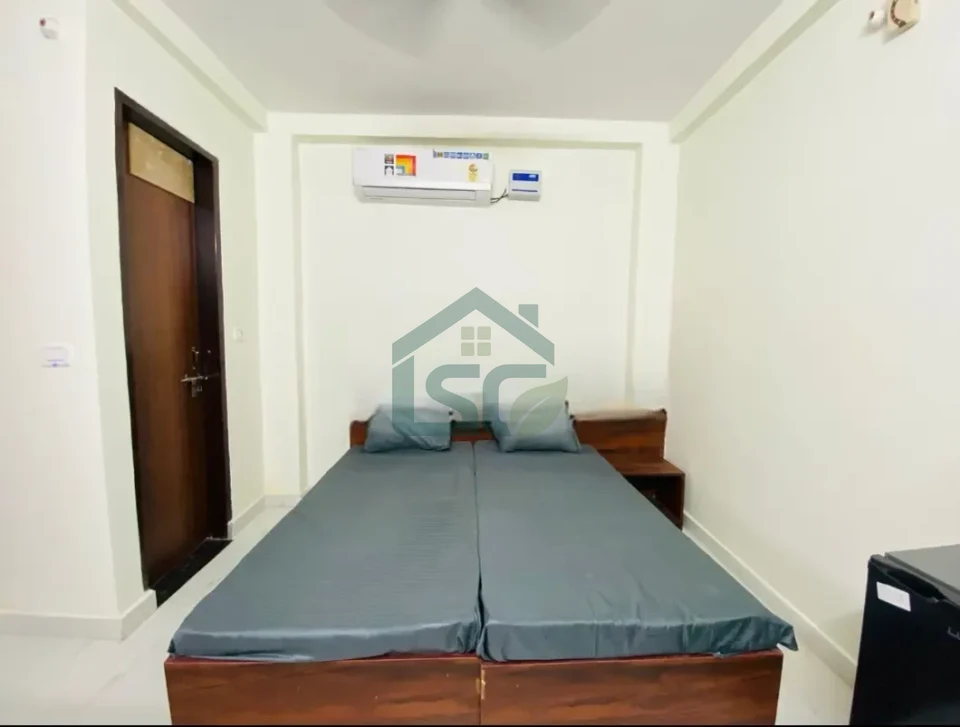 Stay Homes Studio Apartment Building-4 in Sector 72, Gurugram — property photo 1