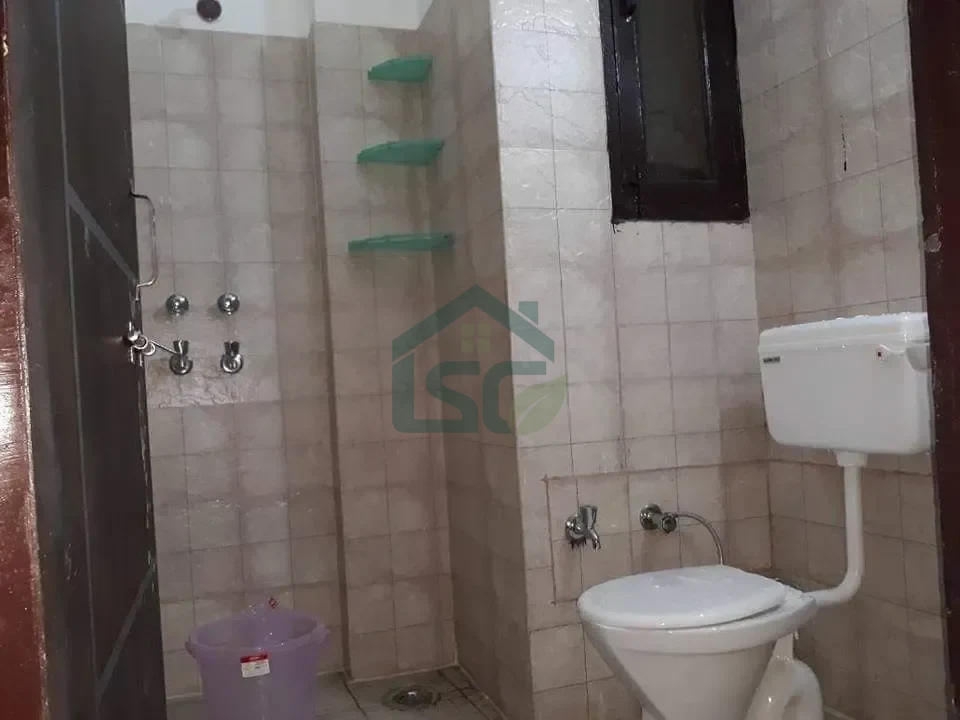 Golf Link PG in Nawada, Delhi — property photo 3