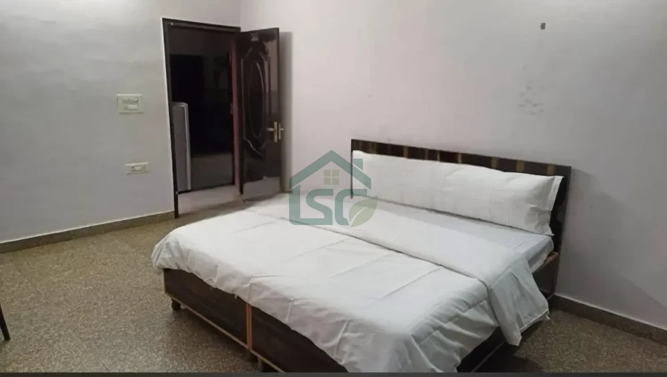 Aashirwad Home 1 RK in Sector 43, Gurugram — property photo 3