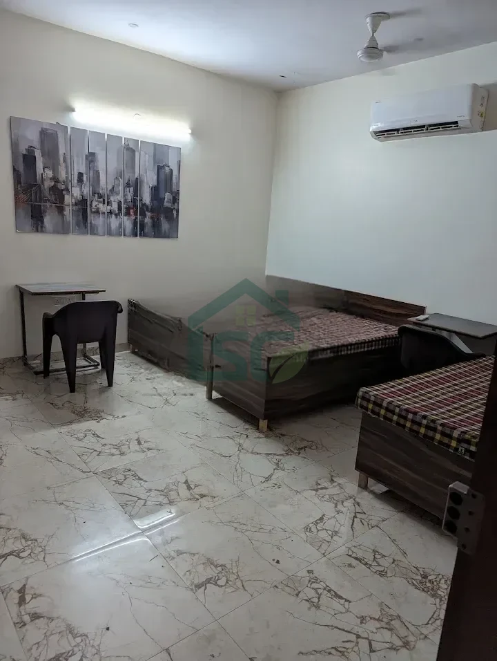 At Collen Girls PG, South Moti Bagh, Delhi